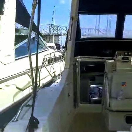 El Barco De Las Fiestas Sant Adria de Besos Eksteriør bilde